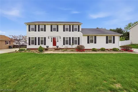 2200 Rohrer St NW, North Canton, OH 44720
