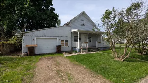 30 Auburn Ave, Shelby, OH 44875