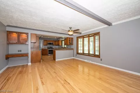 5841 Sharon Dr, Boardman, OH 44512 photo 4