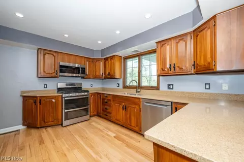 5841 Sharon Dr, Boardman, OH 44512 photo 6