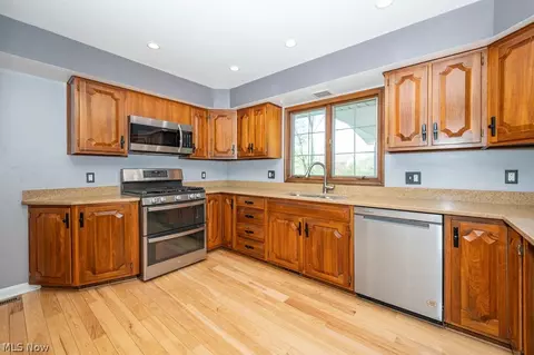 5841 Sharon Dr, Boardman, OH 44512 photo 11