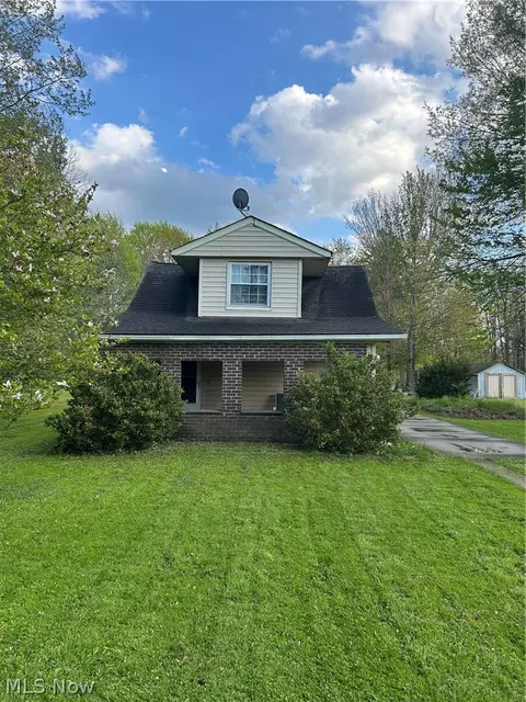 1263 Royalwood Rd, Broadview Heights, OH 44147