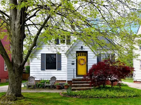 1272 Winston Rd, South Euclid, OH 44121