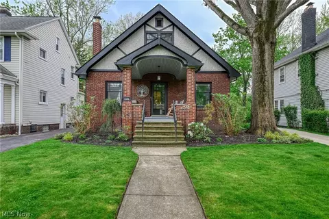 3346 E Fairfax Rd, Cleveland Heights, OH 44118