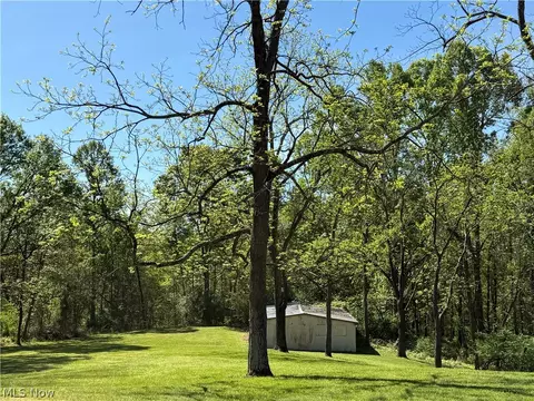 183 Varner Rd, Walker, WV 26180 photo 4