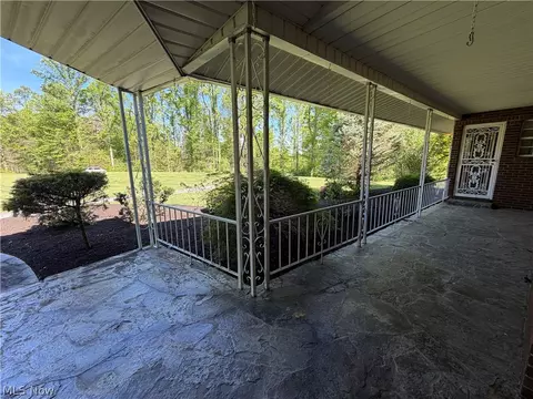 183 Varner Rd, Walker, WV 26180 photo 8