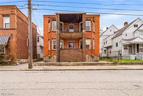 1949 Coltman Rd, Cleveland, OH 44106