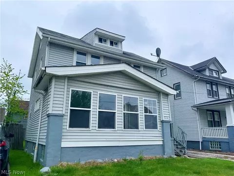 976 Rondel Rd, Cleveland, OH 44110