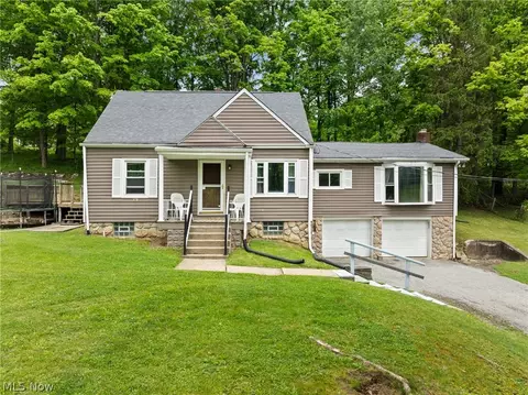 54321 Colerain Pike, Martins Ferry, OH 43935