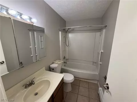 918 Pearson Cir #2, Boardman, OH 44512 photo 10