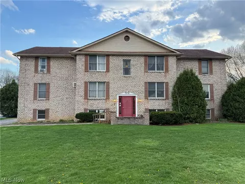 918 Pearson Cir #2, Boardman, OH 44512