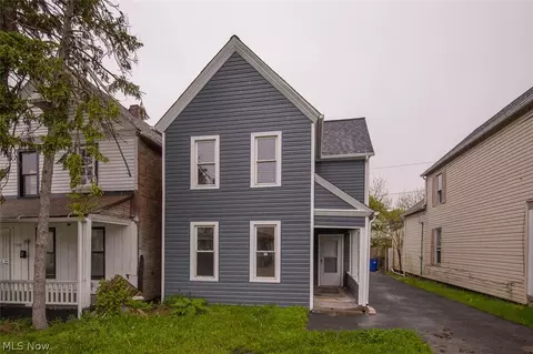 3211 W 90th St, Cleveland, OH 44102
