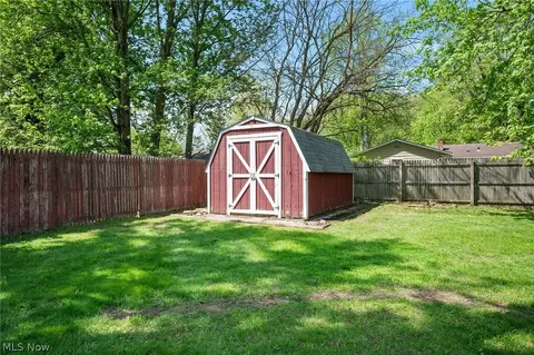Exterior - 6030 Harrison St, Mentor, OH 44060 photo 4 of 6