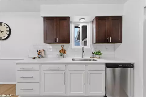 Kitchen - 6030 Harrison St, Mentor, OH 44060 photo 3 of 3