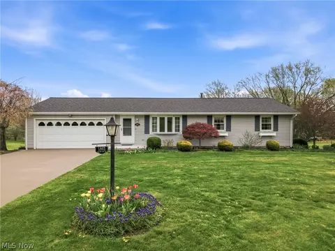 1862 Allen Dr, Salem, OH 44460