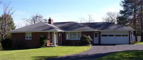 14891 Munn Rd, Newbury, OH 44065
