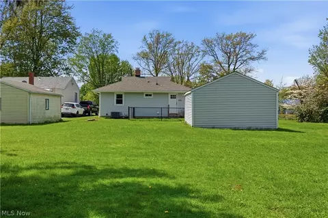 Exterior - 3428 Vineland Ave, Ashtabula, OH 44004 photo 10 of 10