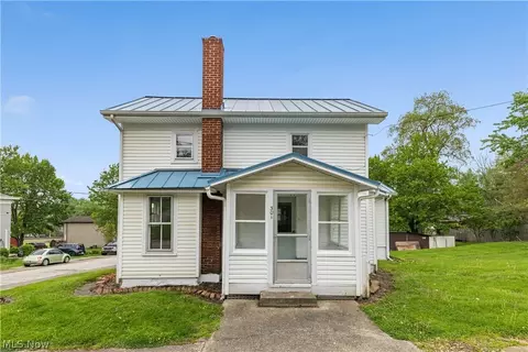 301 Liberty St, Shreve, OH 44676