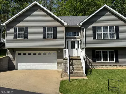 327 Hidden Point Trail Trl, Morgantown, WV 26508