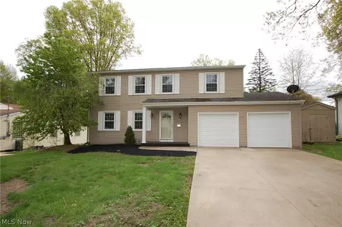 4155 Claridge Dr, Youngstown, OH 44511
