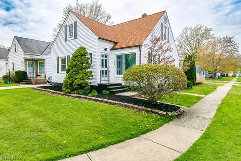 434 E 272nd St, Euclid, OH 44132