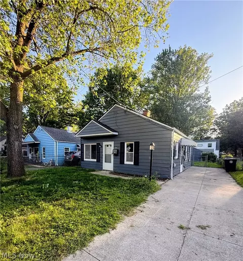 1054 Merton Ave, Akron, OH 44306