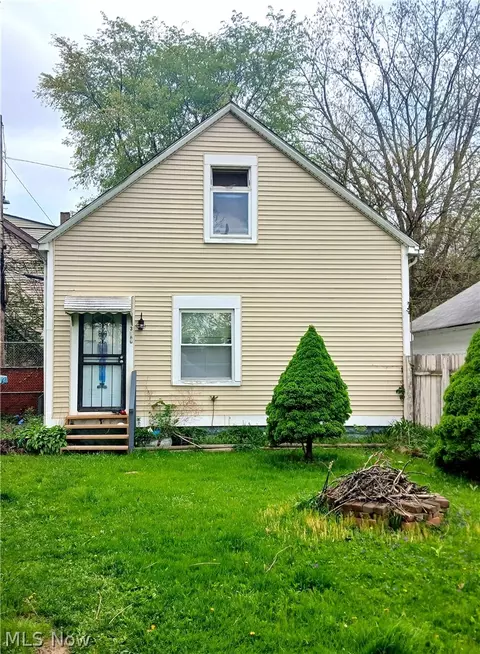 3080 W 46th St, Cleveland, OH 44102