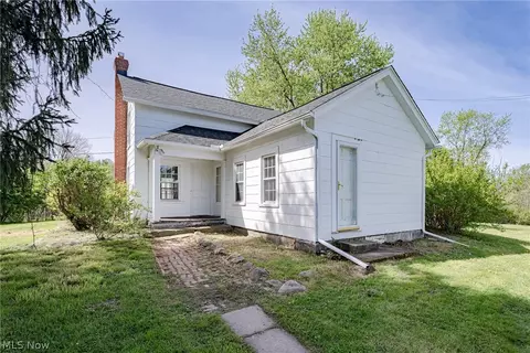 9440 Avery Rd, Broadview Heights, OH 44147