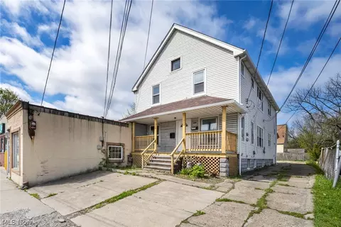 3278 W 117th St, Cleveland, OH 44111