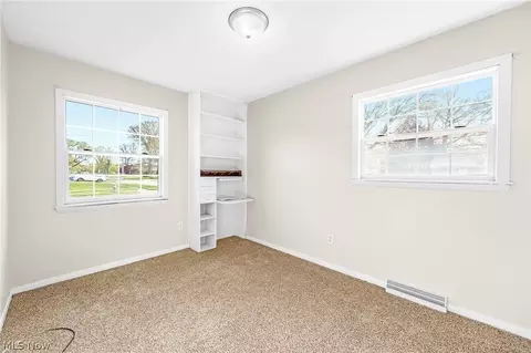 Bedroom - 2456 Jackson St, Lorain, OH 44052 photo 3 of 6