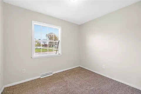 Bedroom - 2456 Jackson St, Lorain, OH 44052 photo 1 of 6