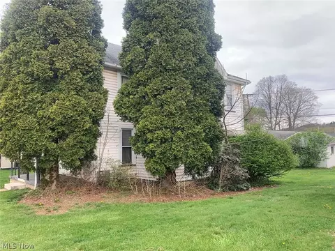 506 W Plain St, Minerva, OH 44657 photo 5