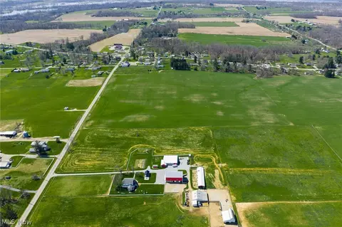 Moreland Rd, Wooster, OH 44691