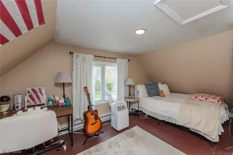 Bedroom - 142 E Bridge St, Berea, OH 44017 photo 7 of 8