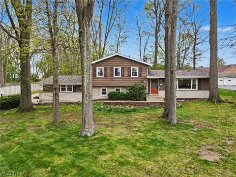 296 Willson Ave, Tallmadge, OH 44278