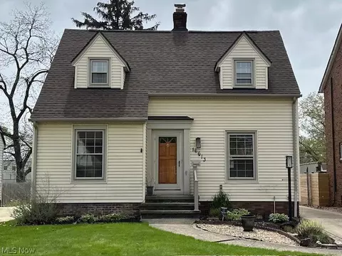 16613 Laverne Ave, Cleveland, OH 44135