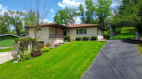 523 Juanita St, Steubenville, OH 43952