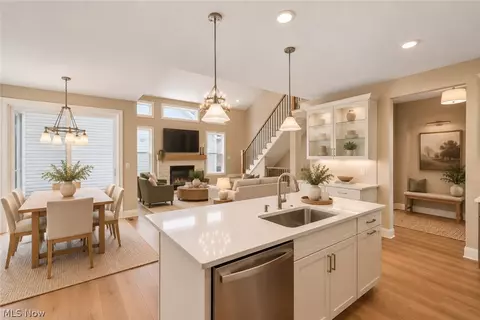 Kitchen - 7157 Concordia Dr, Independence, OH 44131 photo 1 of 5