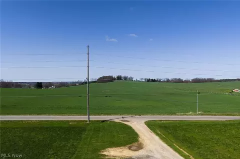 Moreland Rd, Wooster, OH 44691