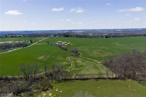 Moreland Rd, Wooster, OH 44691