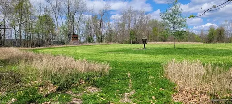 Edwards Ridge Road, Uhrichsville, OH 44683