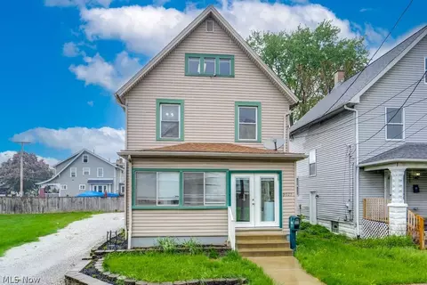 3027 Glen Pl NW, Canton, OH 44708