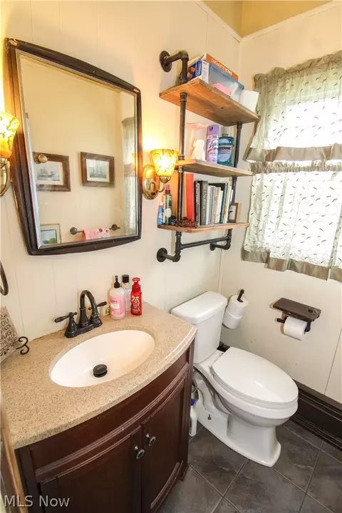 Bath - 4040 Broadway, Lorain, OH 44052 photo 1 of 4