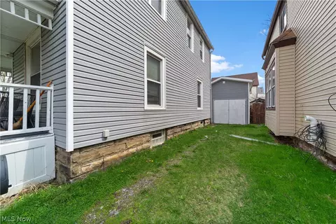 102 Water St, Elyria, OH 44035 photo 6