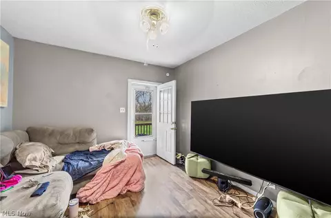Other - 122 Elbe St, Elyria, OH 44035 photo 3 of 8