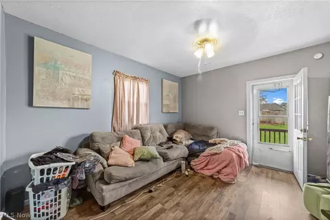 Other - 122 Elbe St, Elyria, OH 44035 photo 2 of 8