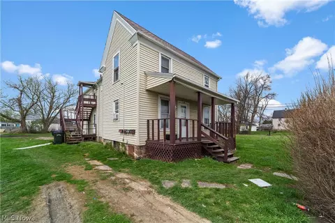 Other - 122 Elbe St, Elyria, OH 44035 photo 1 of 8