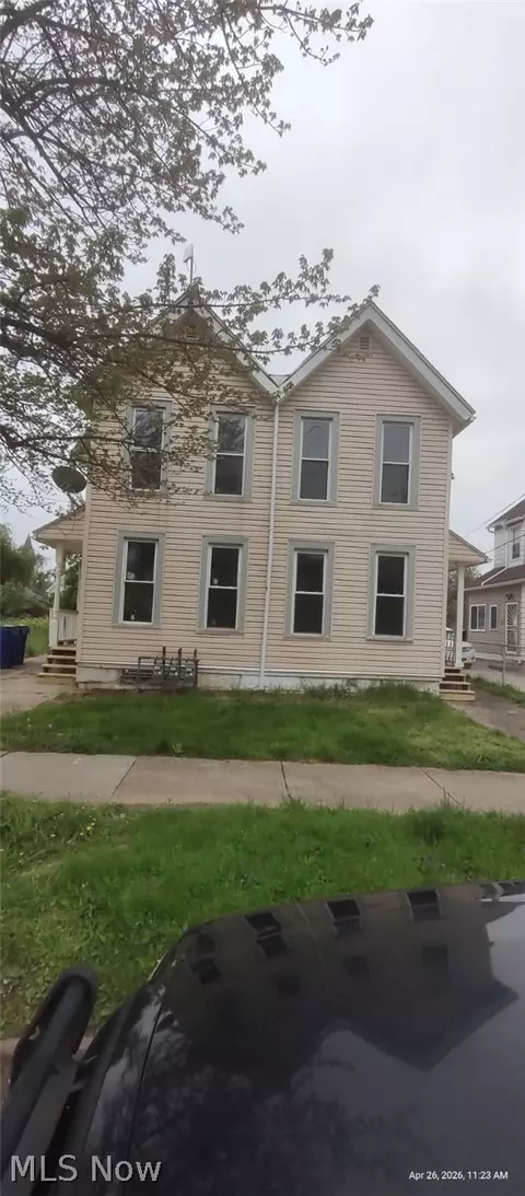 1410 E 45th St, Cleveland, OH 44103