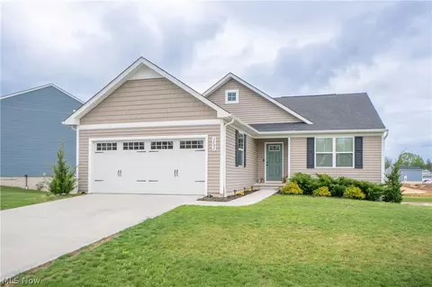 3892 Higgins Dr, Norton, OH 44203