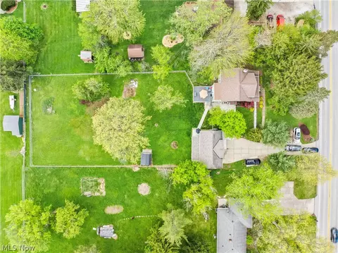 View/Area - 2136 E Sprague Rd, Broadview Heights, OH 44147 photo 1 of 2